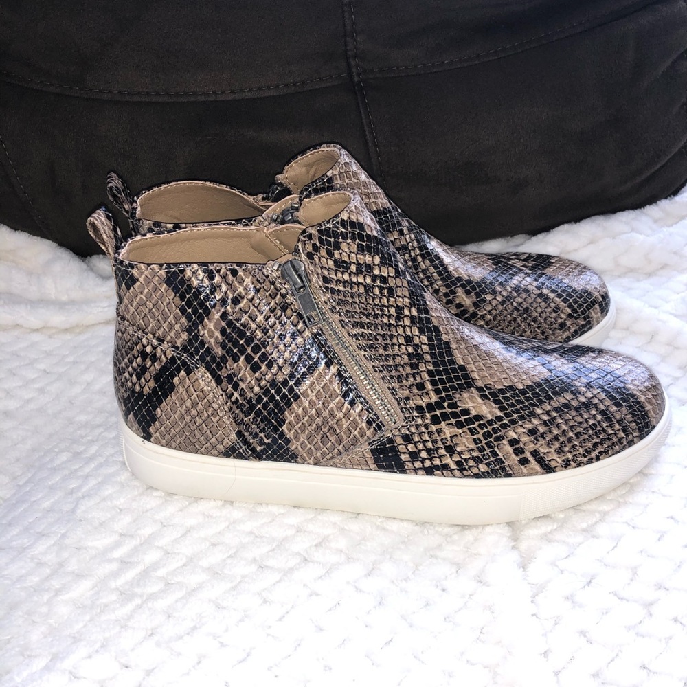 Snake high top sneakers